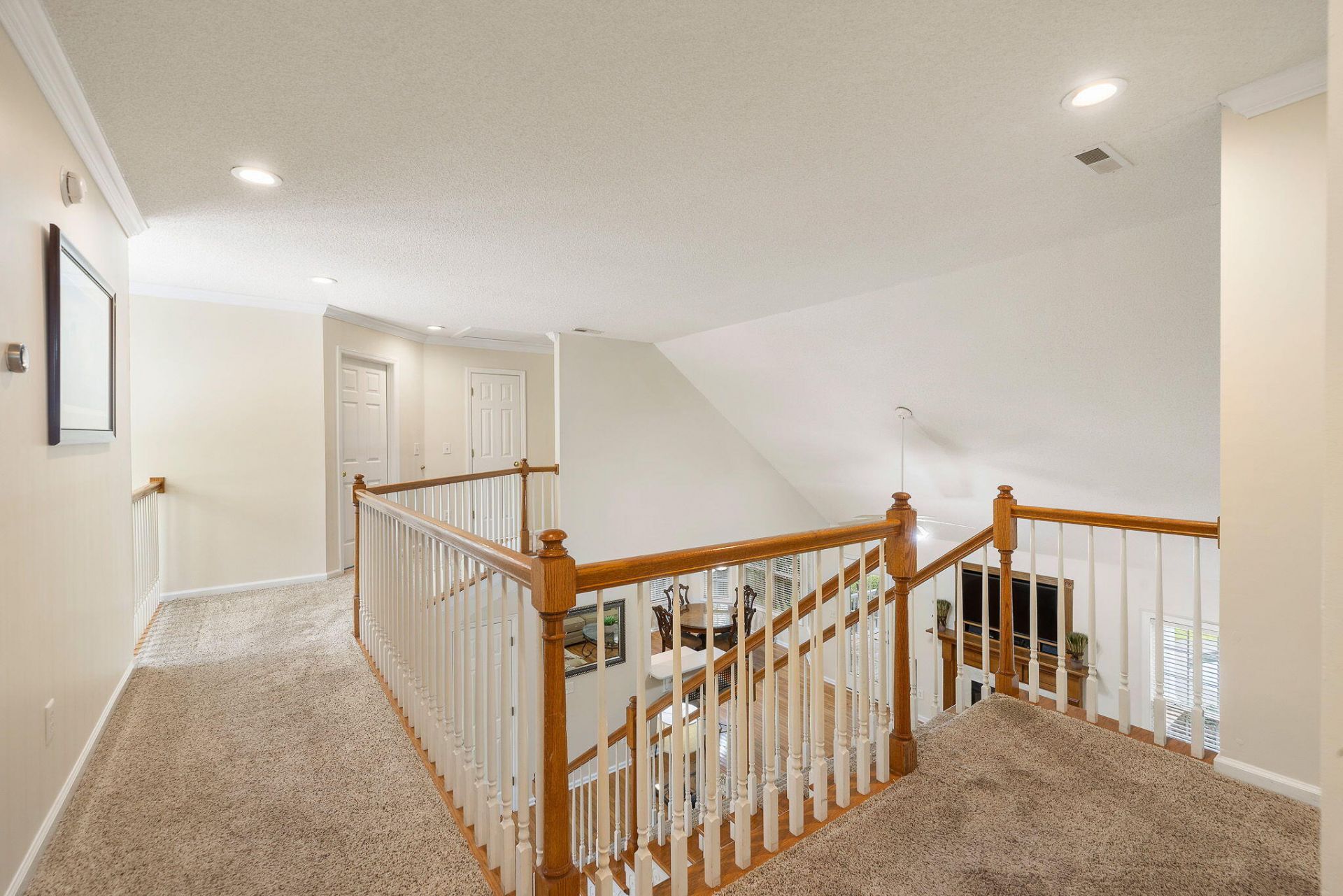 106 Jamesford Street Photo 28