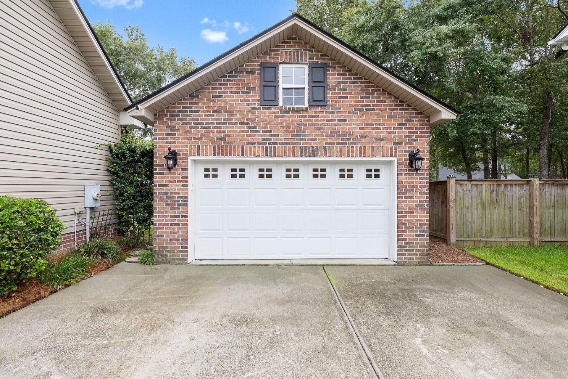 106 Jamesford Street Photo 37