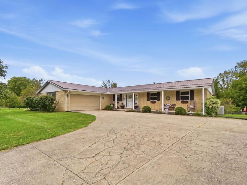 650 Sheffield Drive, Springfield, OH 45506 Photo 7