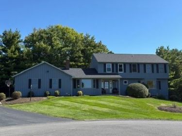 8206 Duvall Circle, Manlius, NY 13104