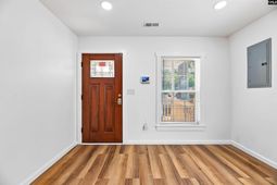 870 Bleakley Street photo 4