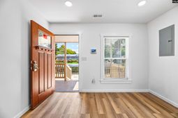 870 Bleakley Street photo 4
