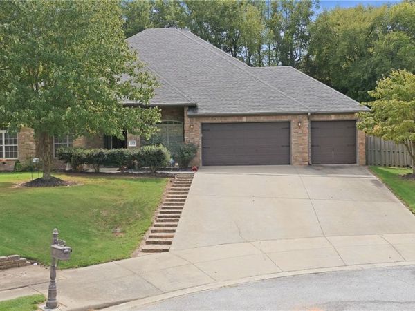 4379 Carriage Crossing Lane , Springdale, AR 72762