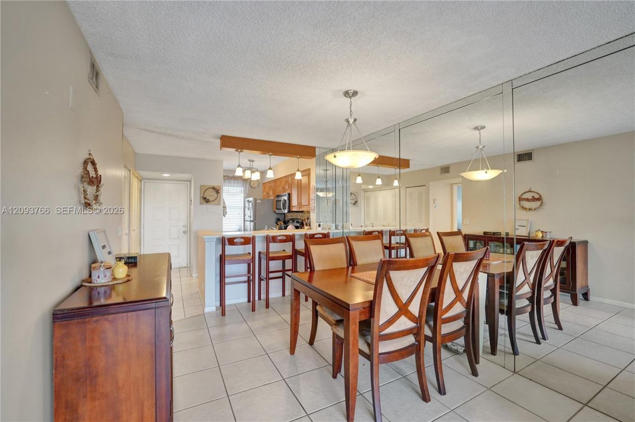 2226 N Cypress Bend Dr , Unit 408, Pompano Beach, FL 33069 Photo