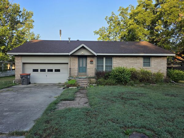 502 Meadowlark Lane , Commerce, OK 74339