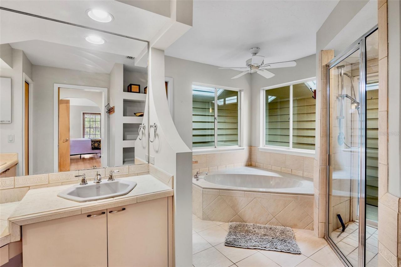 4424 Friar Tuck Lane, Sarasota, FL 34232 Photo