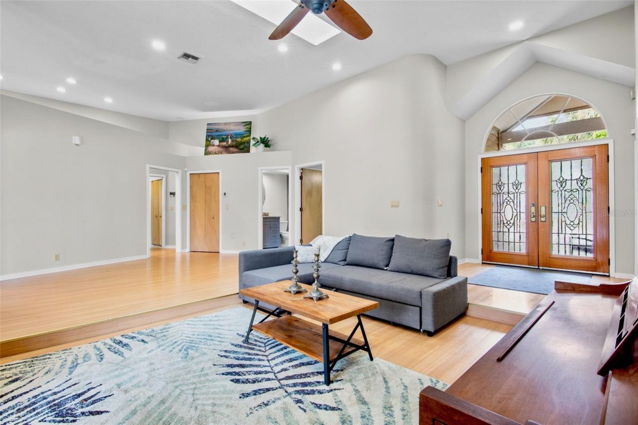4424 Friar Tuck Lane, Sarasota, FL 34232 Photo