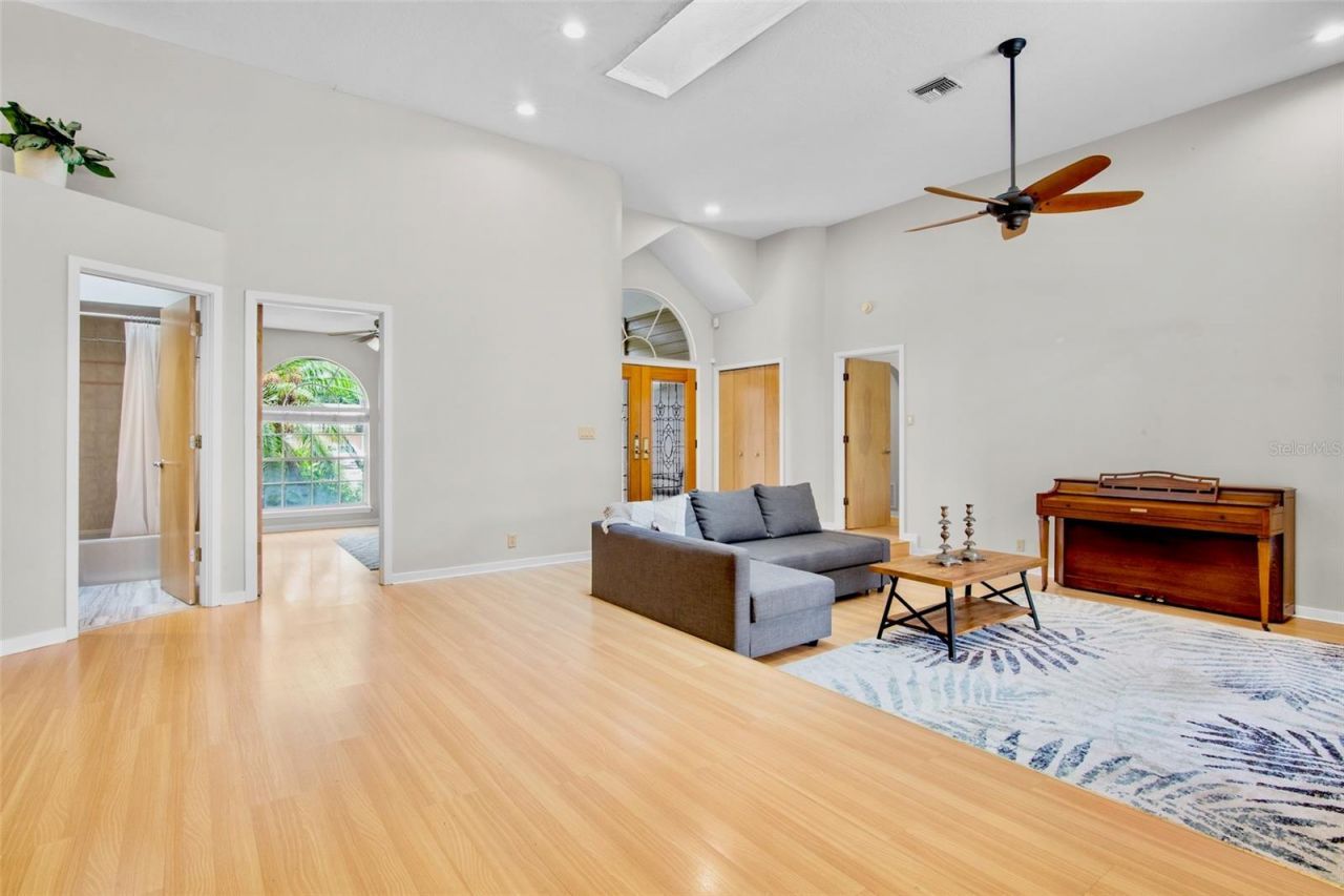 4424 Friar Tuck Lane, Sarasota, FL 34232 Photo