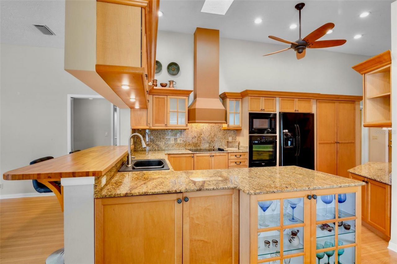 4424 Friar Tuck Lane, Sarasota, FL 34232 Photo