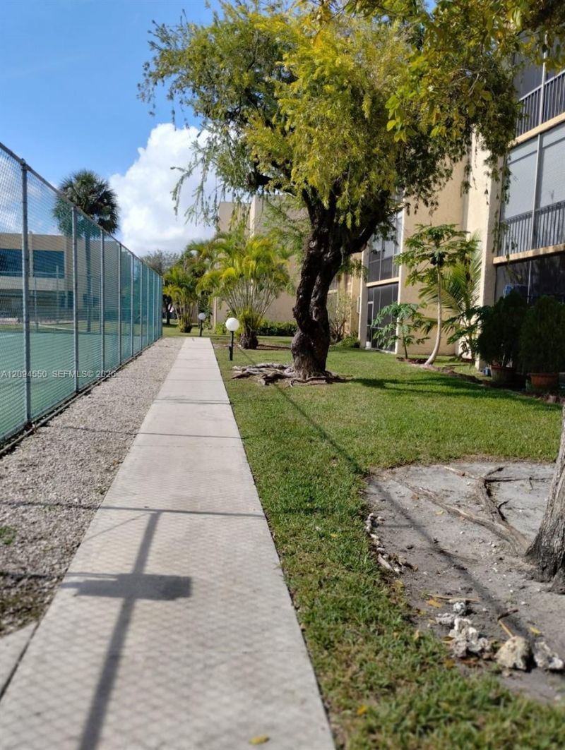 8401 SW 107th Ave, Unit 219E, Miami, FL 33173 Photo