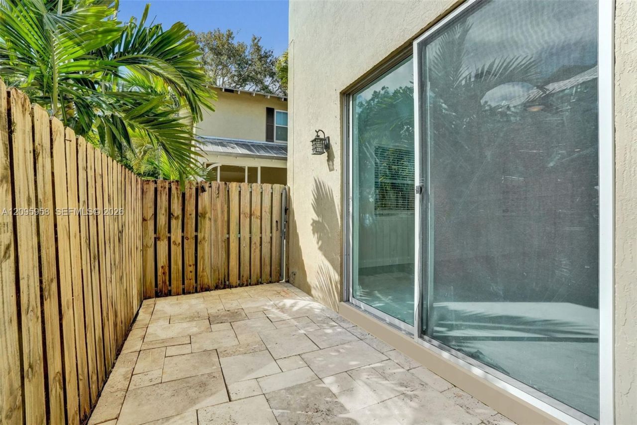 1212 W Las Olas Blvd, Fort Lauderdale, FL 33312 Photo