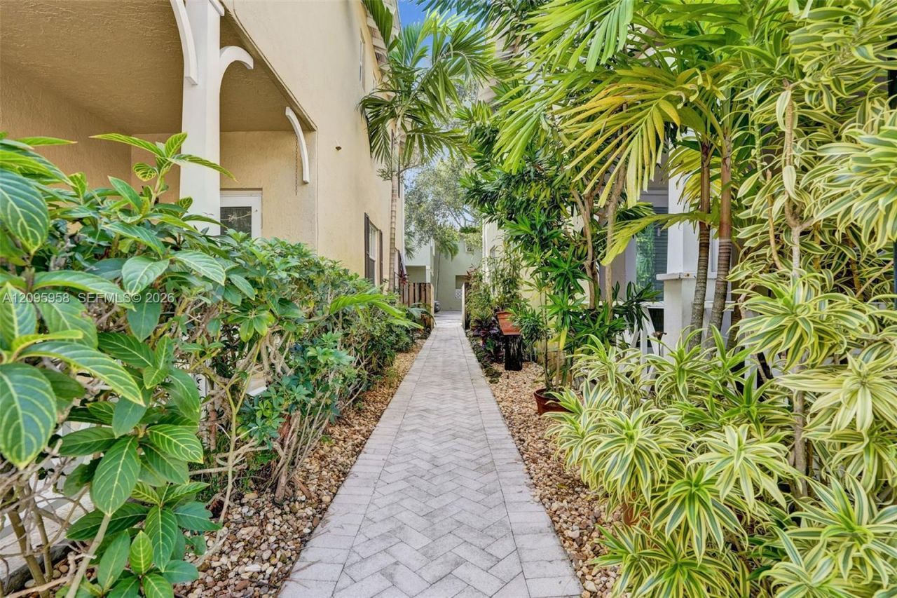 1212 W Las Olas Blvd, Fort Lauderdale, FL 33312 Photo