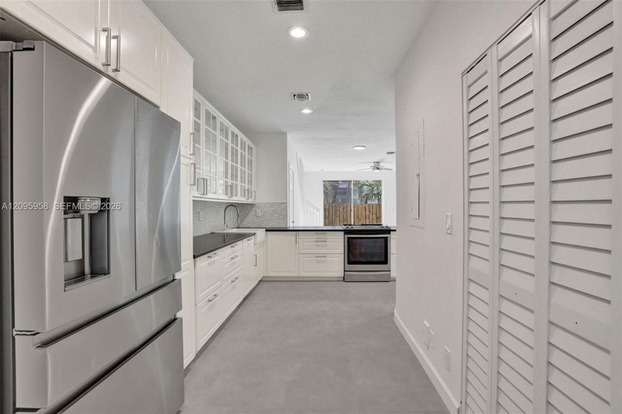 1212 W Las Olas Blvd, Fort Lauderdale, FL 33312 Photo