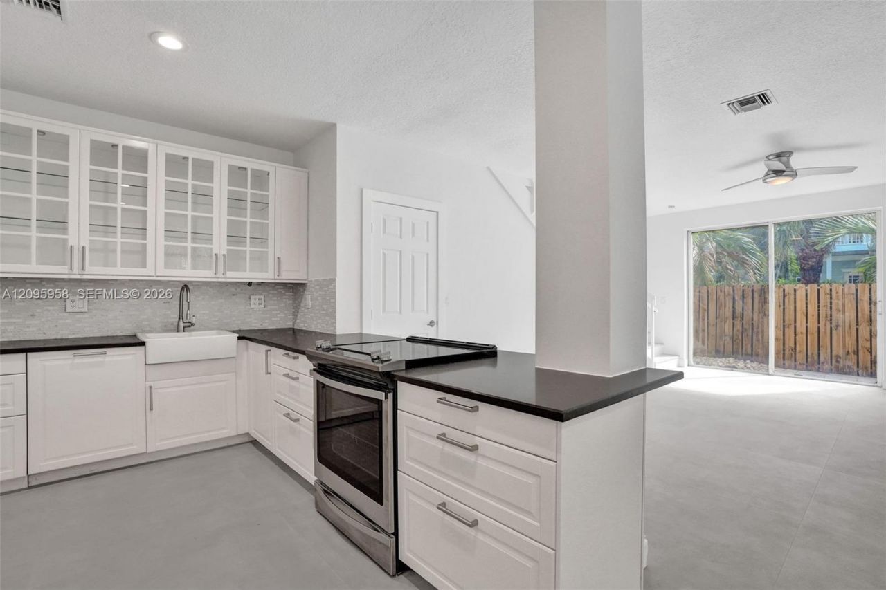 1212 W Las Olas Blvd, Fort Lauderdale, FL 33312 Photo