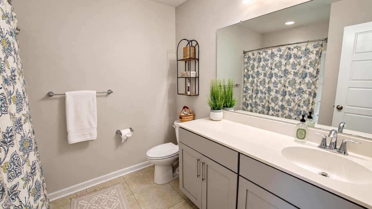 1528 Dawn Mist Way Photo 22