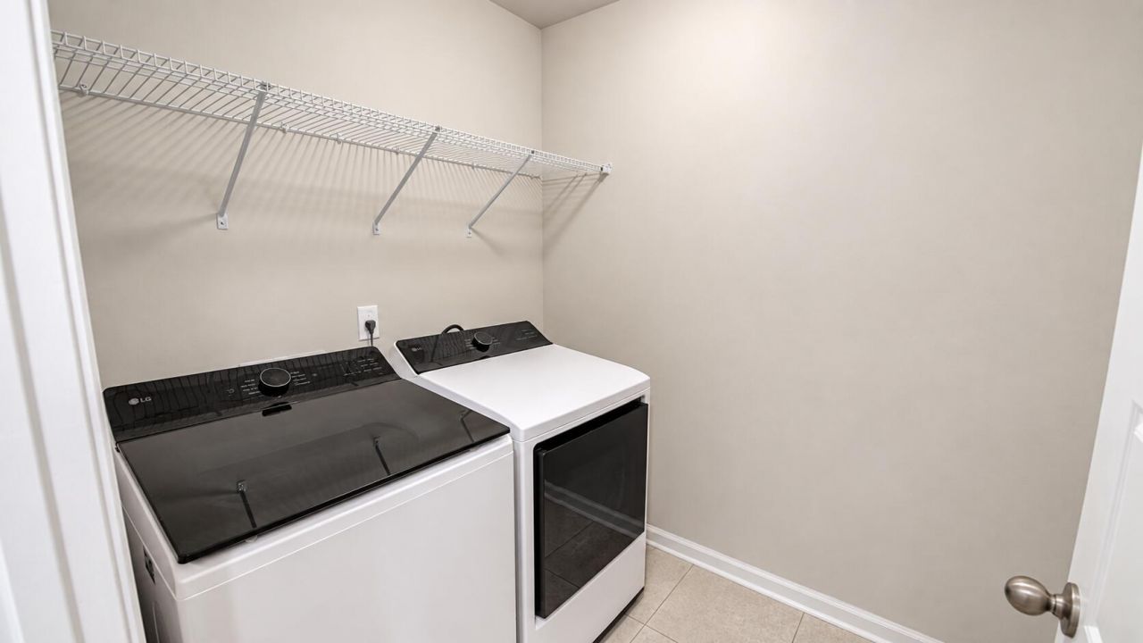 1528 Dawn Mist Way Photo 25