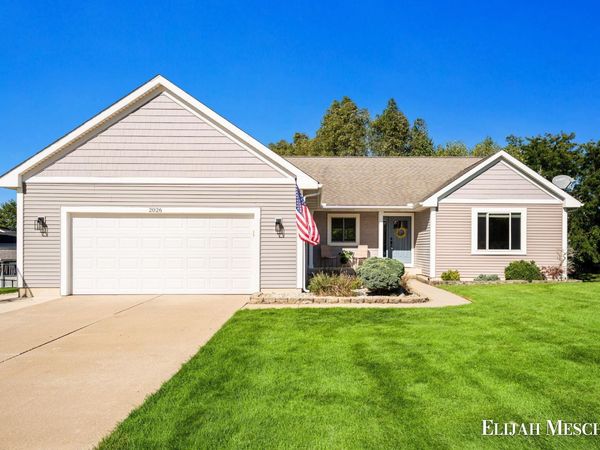 2026 Orchard Ridge Drive NW, Grand Rapids, MI 49534