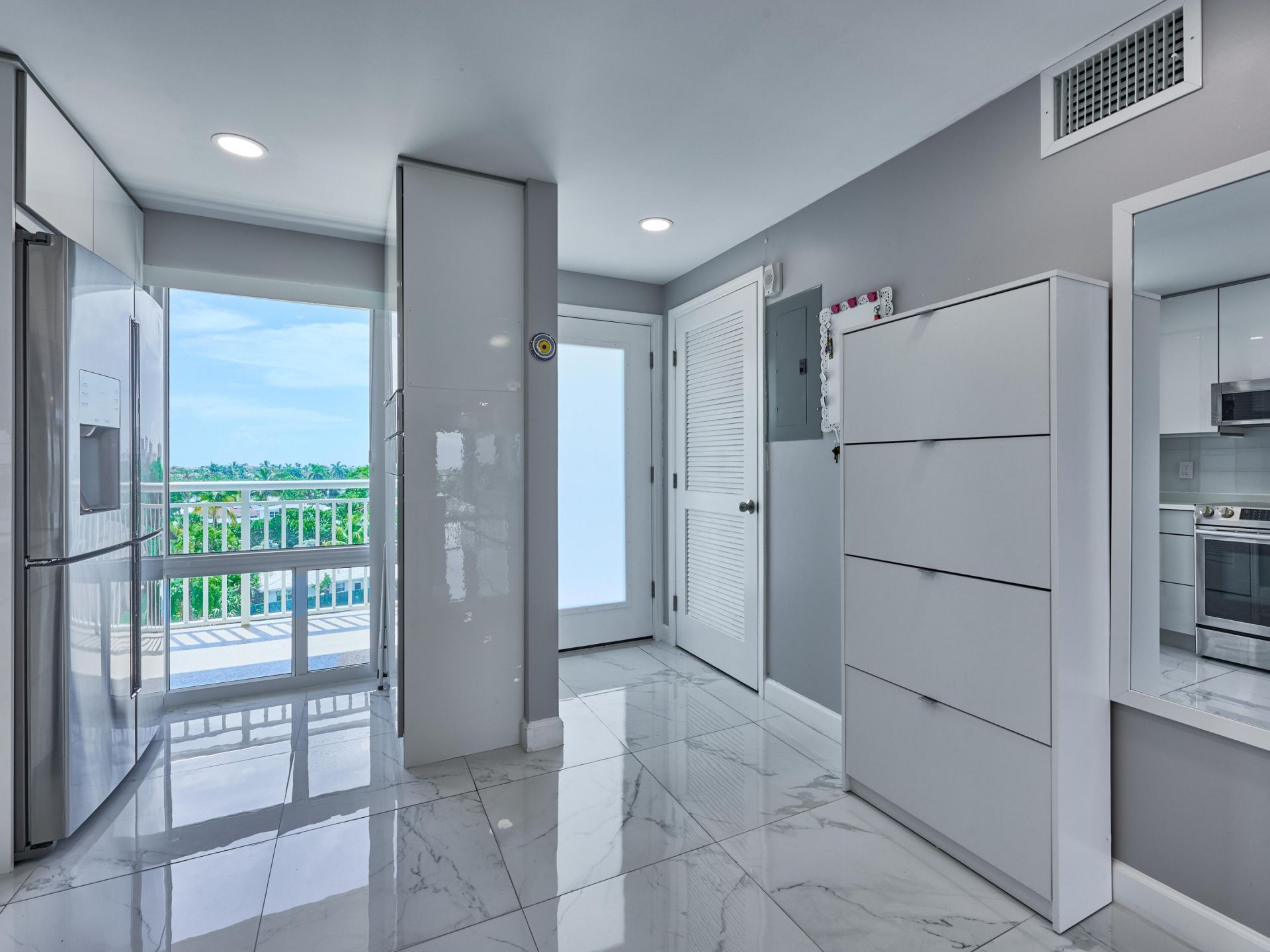 2611 N Riverside Drive, Unit 606, Pompano Beach, FL 33062 Photo