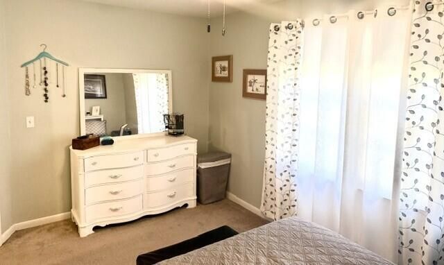 2703 N Oakridge Circle Photo 13