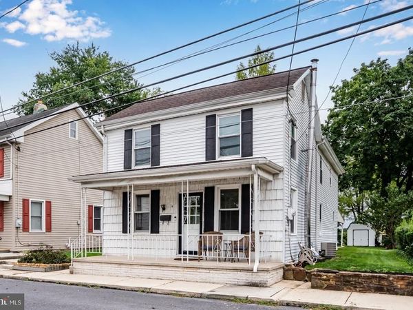 14 E GREEN STREET, SHIREMANSTOWN, PA 17011