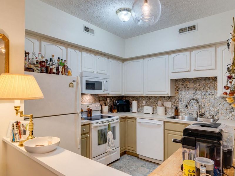 120 Tall Trees Drive, Unit 13E, Batavia Township, OH 45102 Photo 13