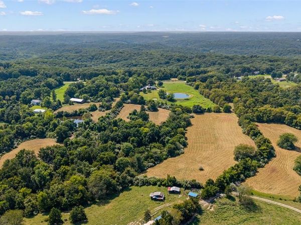 3735 State Road Aa , Holts Summit, MO 65043