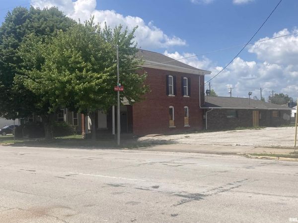 2317 4TH Avenue , Rock Island, IL 61201