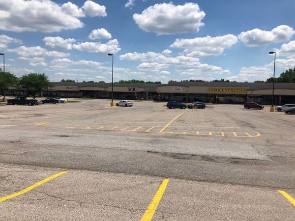 4000 BLACKHAWK Road , Rock Island, IL 61201