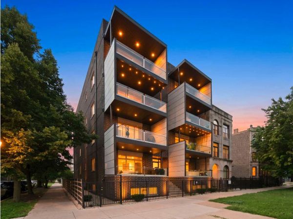 2835 W Division Street , Chicago, IL 60622