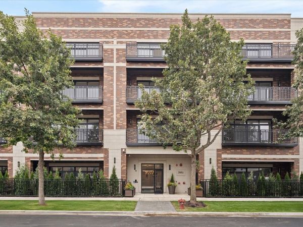 3951 N Wayne Avenue , Unit 408, Chicago, IL 60613