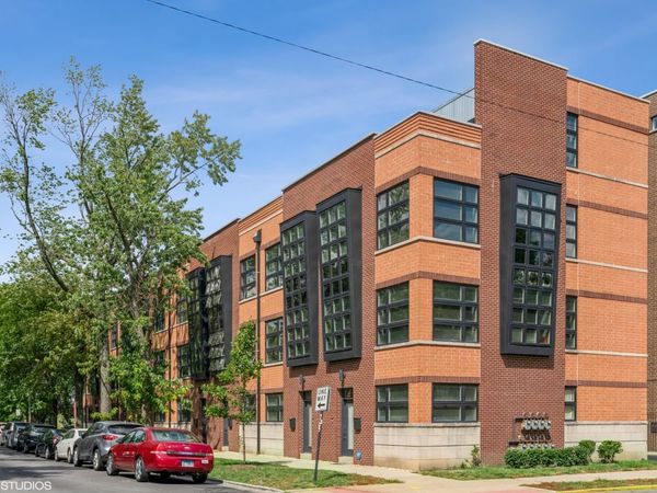 7209 N Oakley Avenue , Chicago, IL 60645