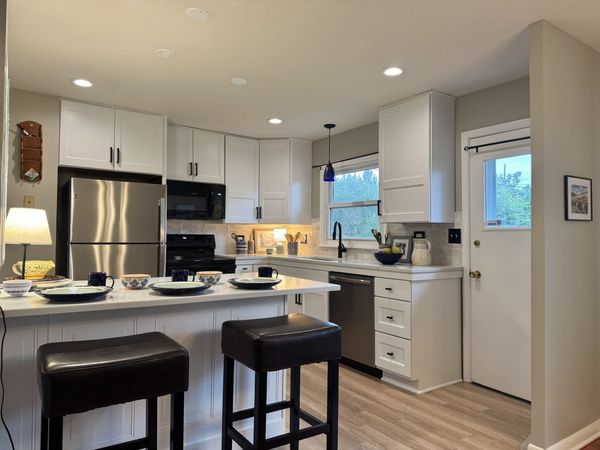 1205 E Ironwood Drive , Mount Prospect, IL 60056