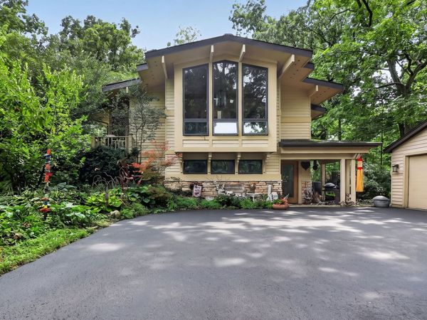 3700 Douglas Road , Downers Grove, IL 60515