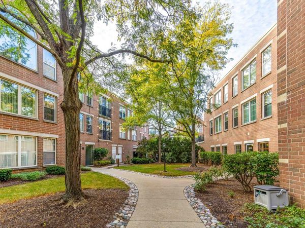 1625 Glenview Road , Unit 306, Glenview, IL 60025