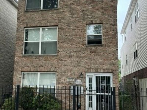 642 W 123rd Street , Chicago, IL 60628
