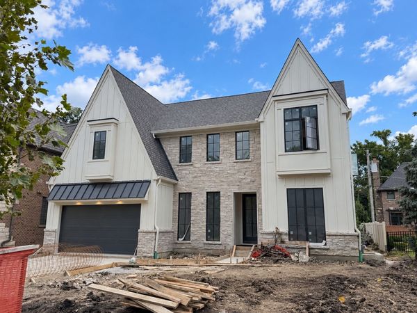 515 S Parkview Avenue , Elmhurst, IL 60126