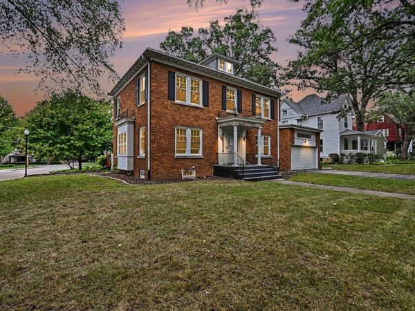 895 S Greenwood Avenue , Kankakee, IL 60901
