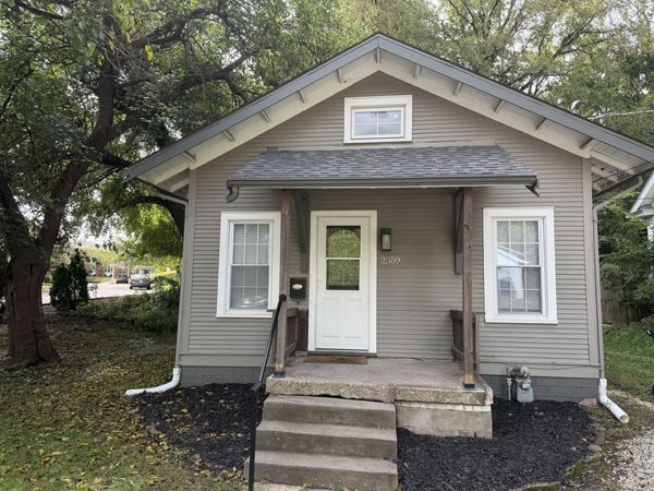 2359 E High Street , Davenport, IA 52803