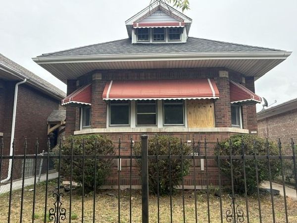 7553 S Paulina Street , Chicago, IL 60620