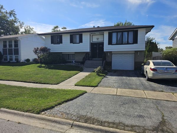 17010 Elm Drive , Hazel Crest, IL 60429