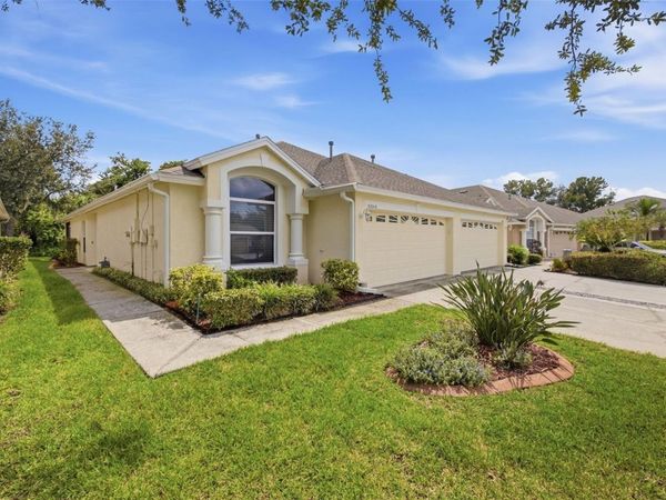 31040 PROUT COURT , WESLEY CHAPEL, FL 33543