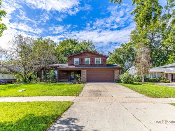 928 Rohlwing Road , Palatine, IL 60074