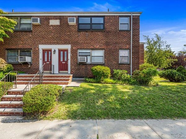 17-03 Utopia Parkway , Unit 2-48, Whitestone, NY 11357
