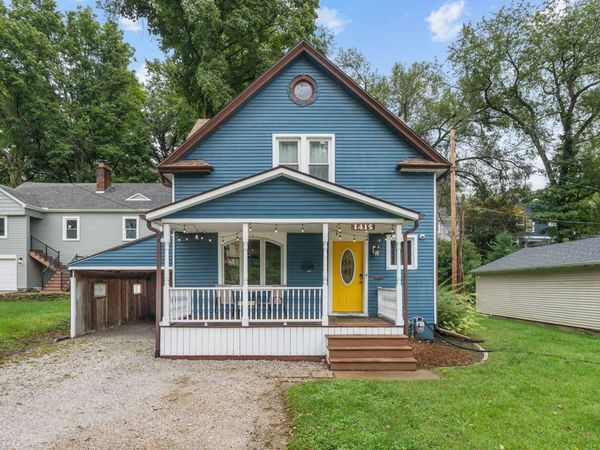 1415 Jersey Ridge Road , Davenport, IA 52803
