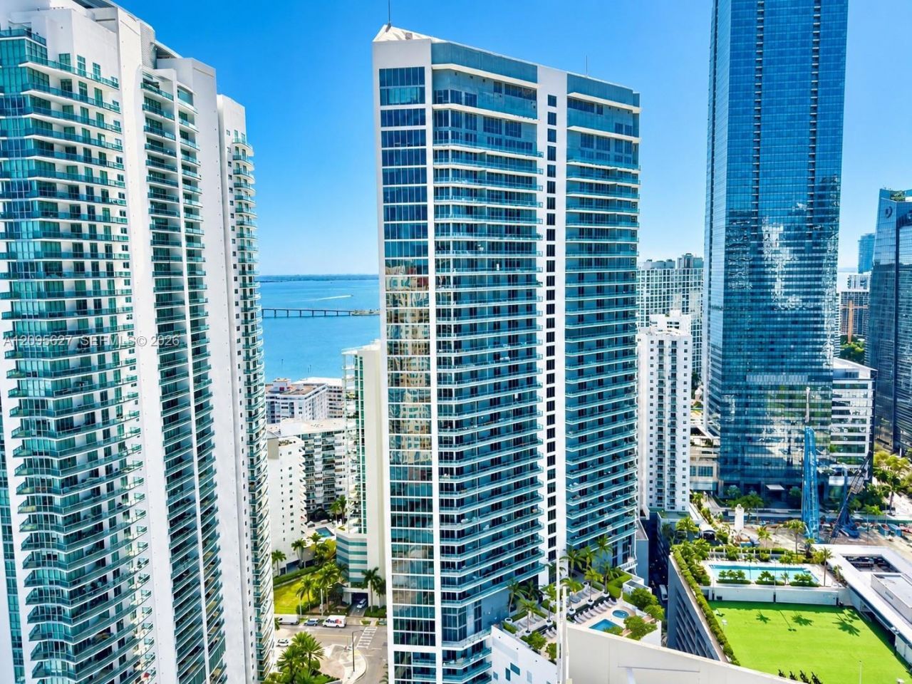 1200 Brickell Bay Dr, Unit PH4103, Miami, FL 33131 Photo