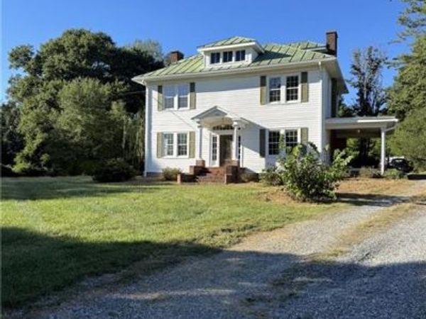 4911 Salem Road, Walkertown, NC 27051