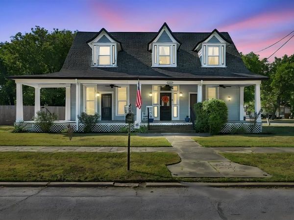 118 Craig Street , Hillsboro, TX 76645