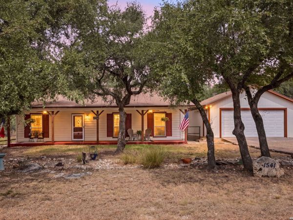 1541 GREEN MEADOW LN, Spring Branch, TX 78070