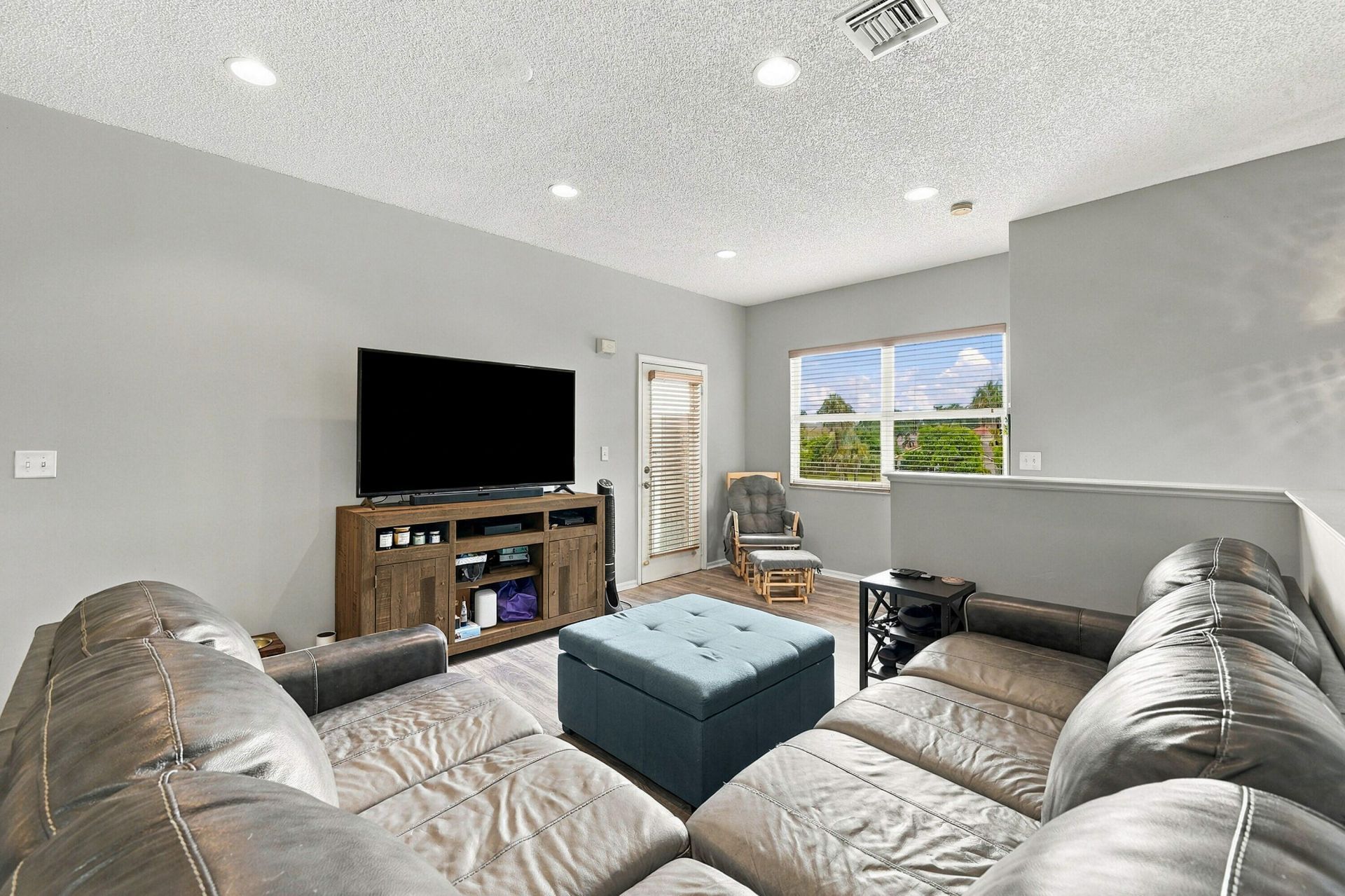 2893 Crestwood Terrace, Unit 1204, Margate, FL 33063 Photo