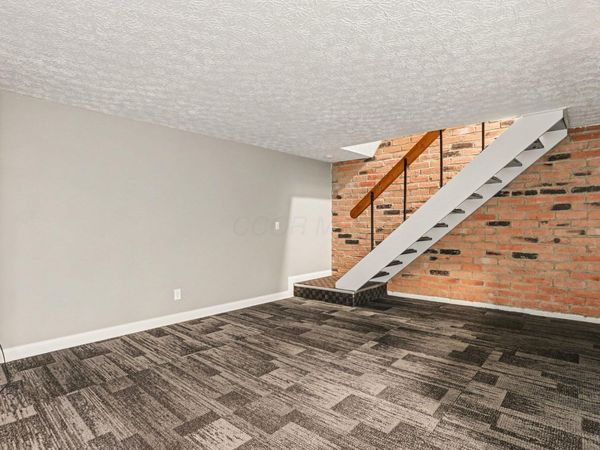 2509 Burgandy Lane , Columbus, OH 43232